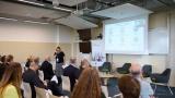 Dorota Chromińska, koordynatorka tandemów językowych ENHANCE i uczestnicy konferencji